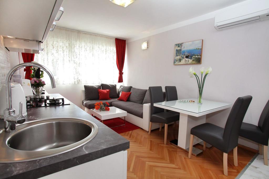 Apartment Grga Split Exterior photo